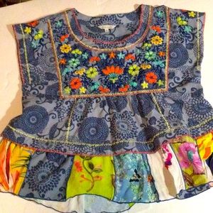 John Mark short sleeve top Lg